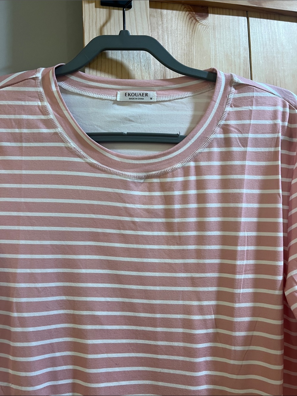 Ekouaer Pink & White Striped Tee great fabric size medium